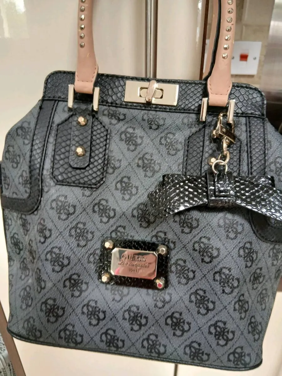 LADIES HANDBAGS ALL NEW - Image 3