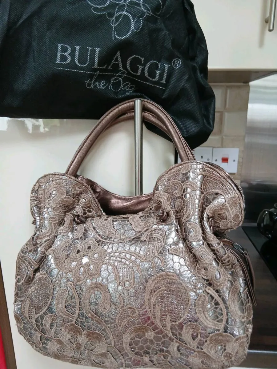 LADIES HANDBAGS ALL NEW - Image 4