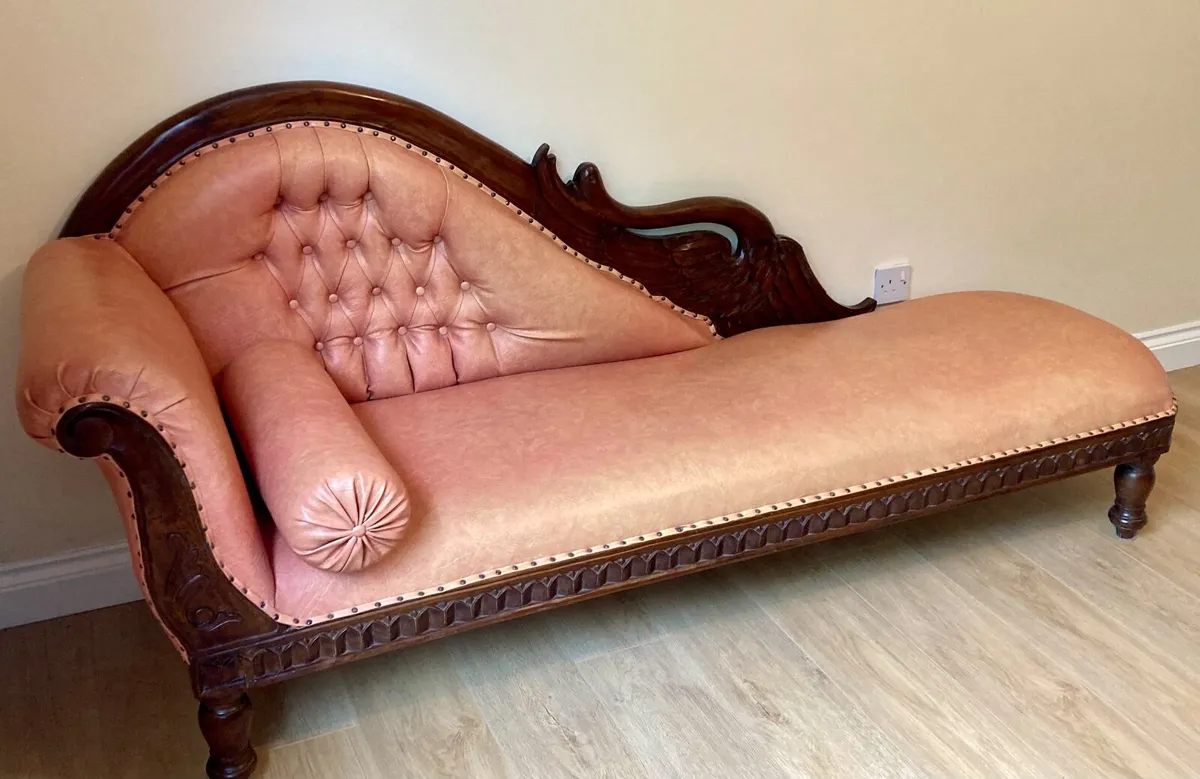 Stunning Solid Mahogany Swan-Neck Chaise Longue - Image 2