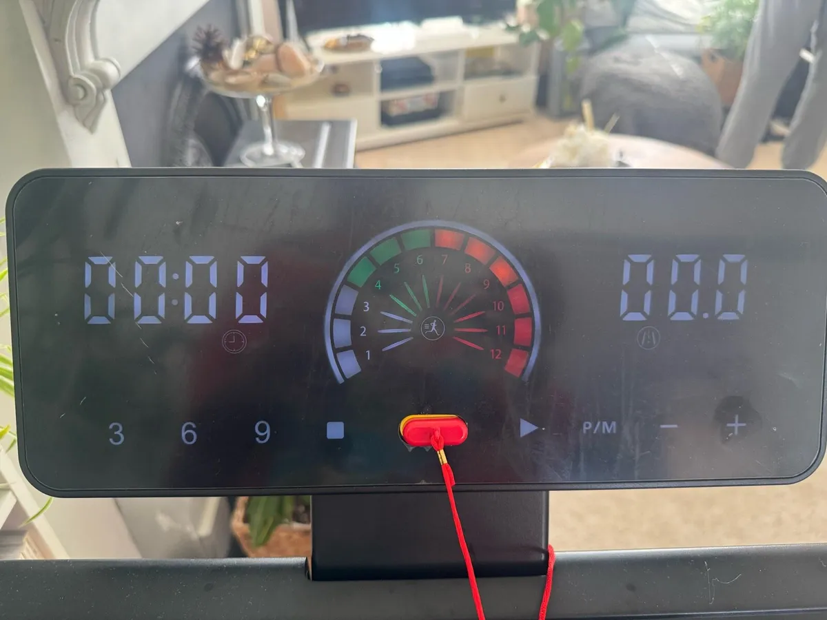 Tread mill - Image 4