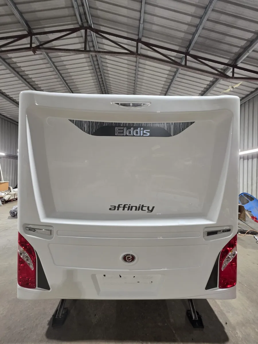 2019 Elddis 574 4 Berth Fixed single Beds - Image 3