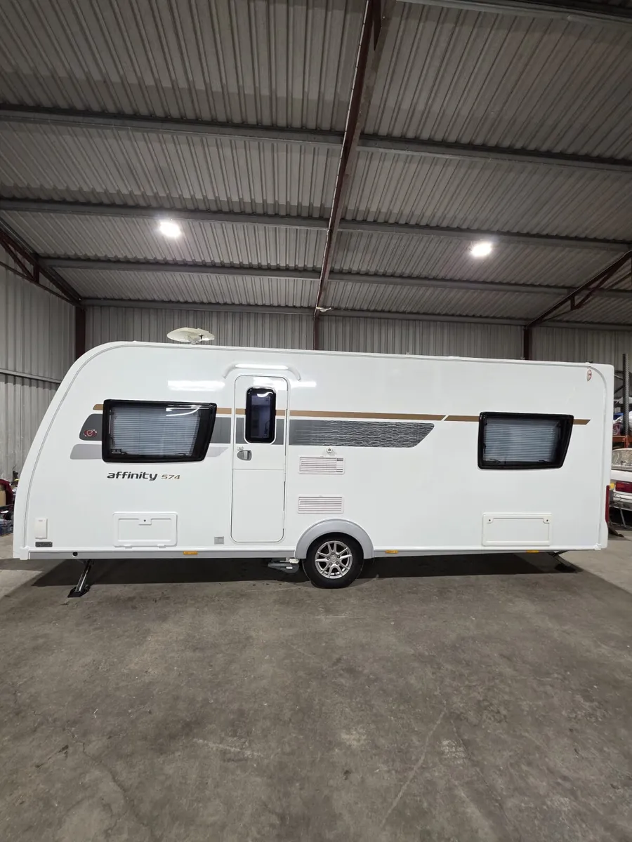 2019 Elddis 574 4 Berth Fixed single Beds - Image 2