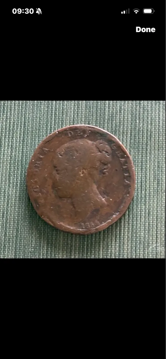 1854 Queen Victoria Copper Half Penny Coin - Image 1