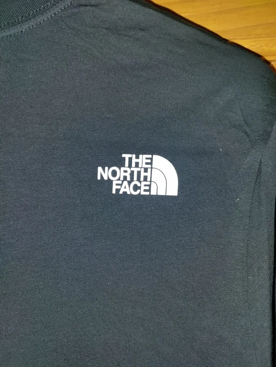 The North Face T shirt L - Image 4