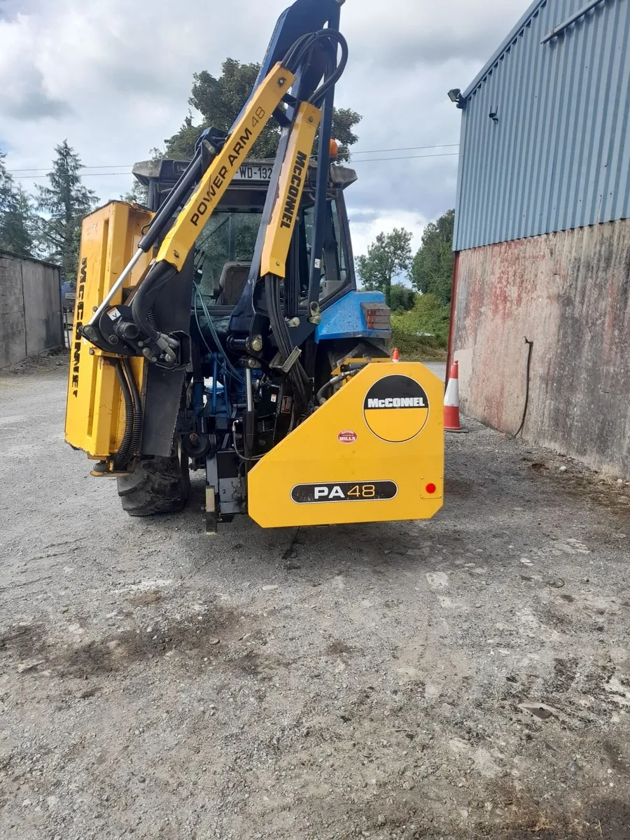 McCONNEL PA48 HEDGECUTTER - Image 1