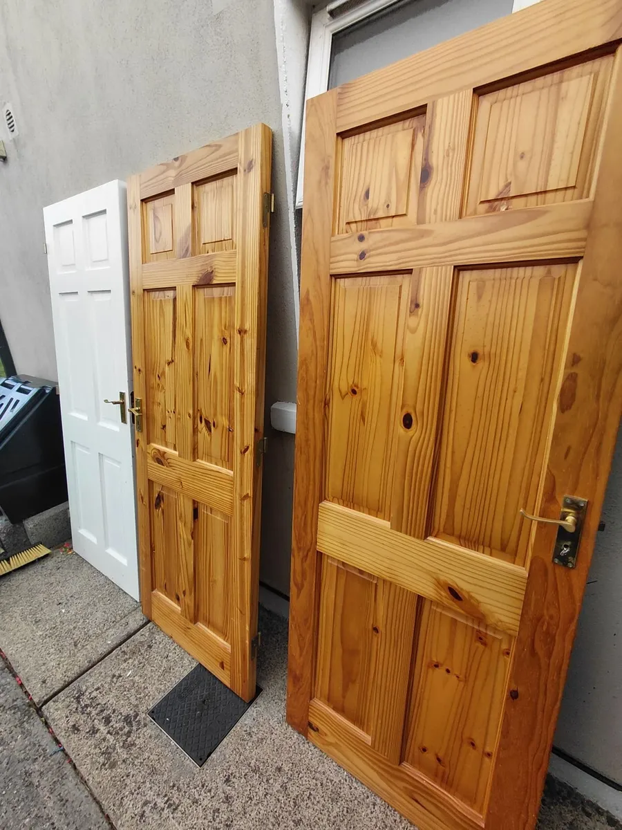 Solid Pine Doors - Image 2