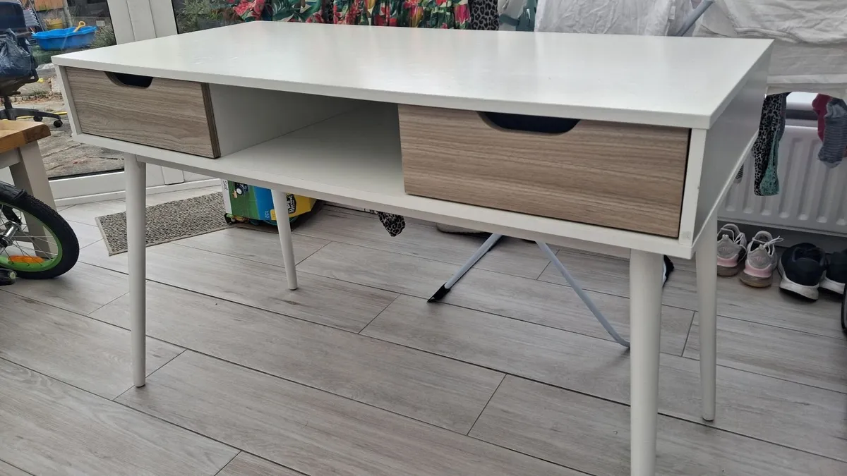 Desk - Image 1