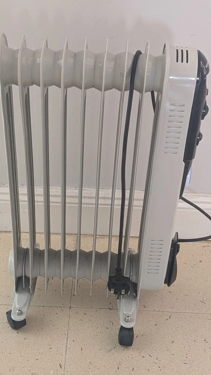 Electric oil heater - Image 1