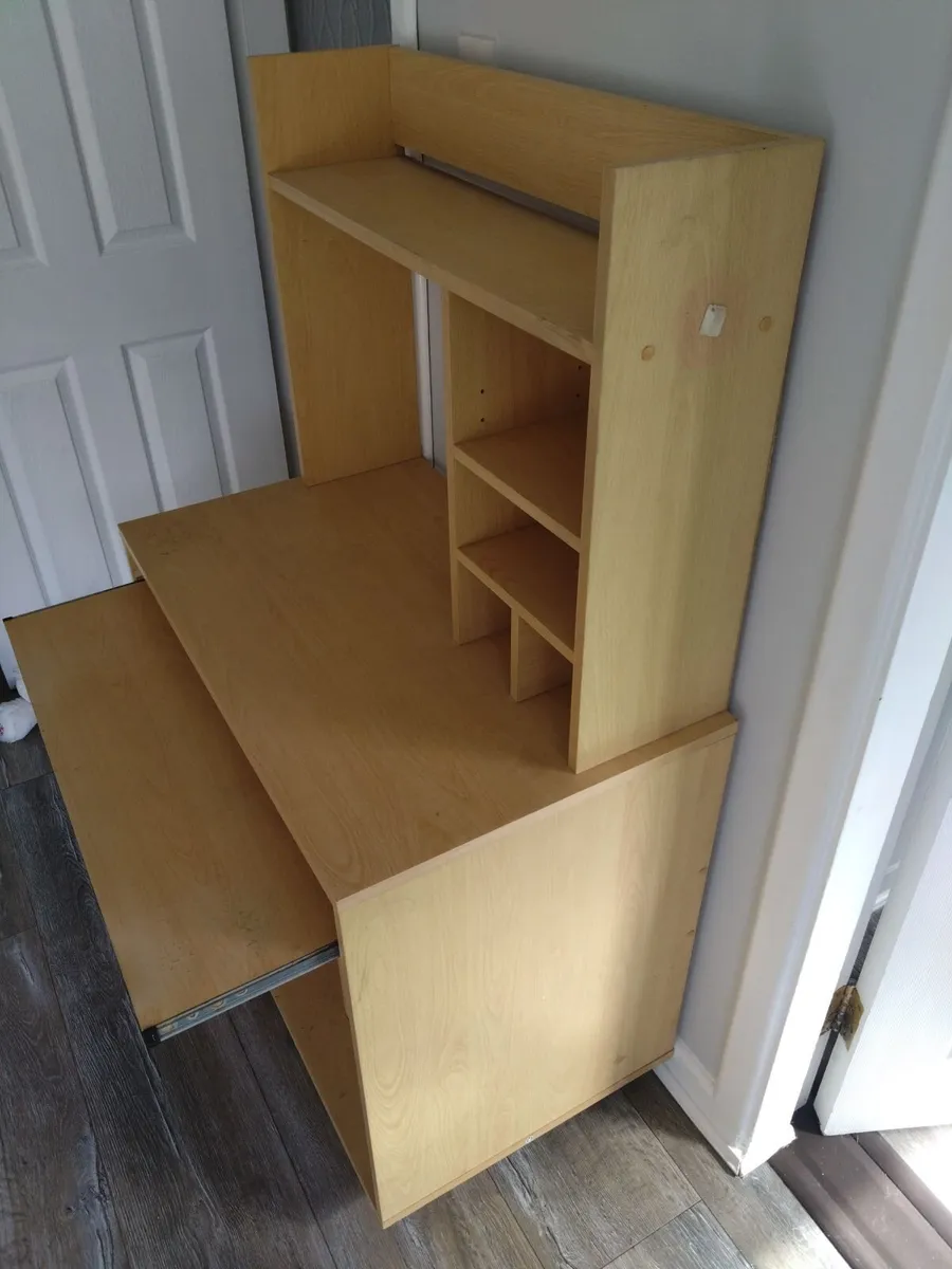 Office or study desks - Image 2