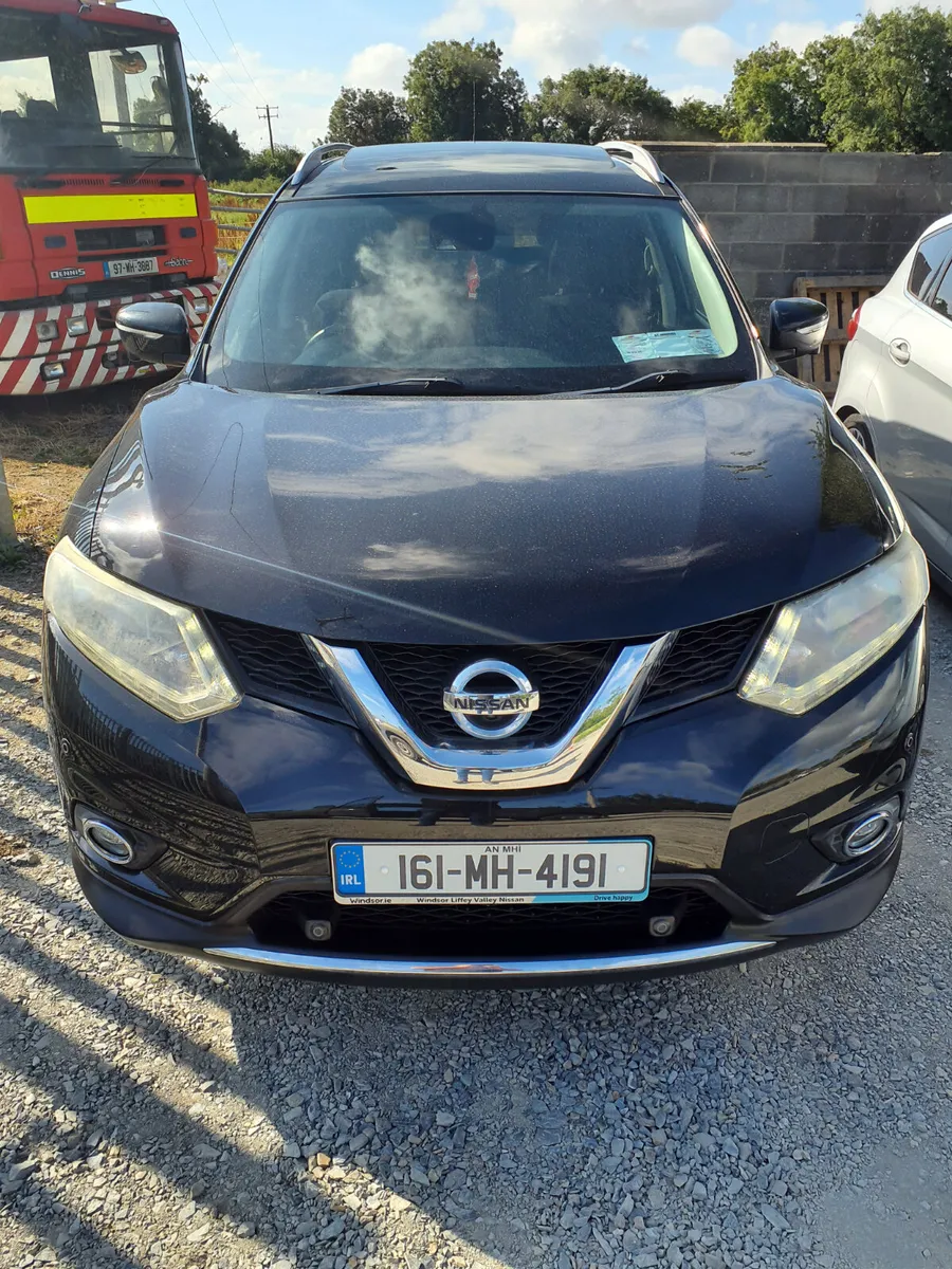 Nissan X-Trail 7 seater - Image 1