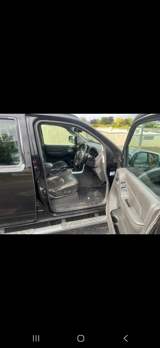 Nissan Navara 2015 - Image 4
