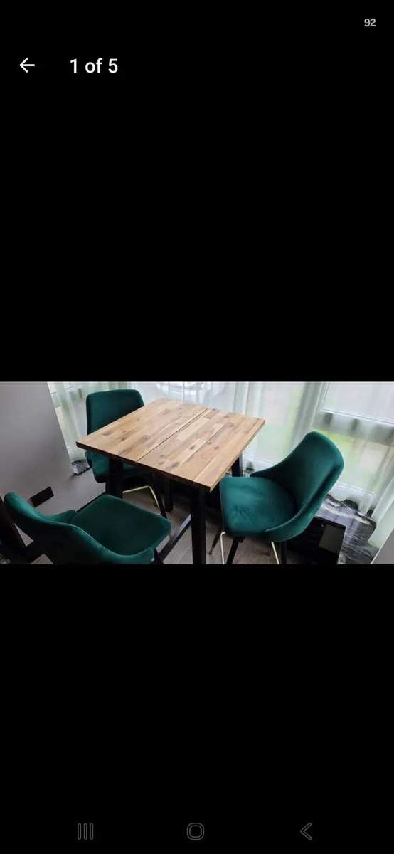 Wooden bar table and 3 bar chairs - Image 1