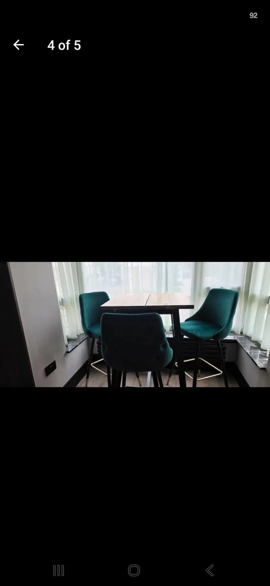 Wooden bar table and 3 bar chairs - Image 3