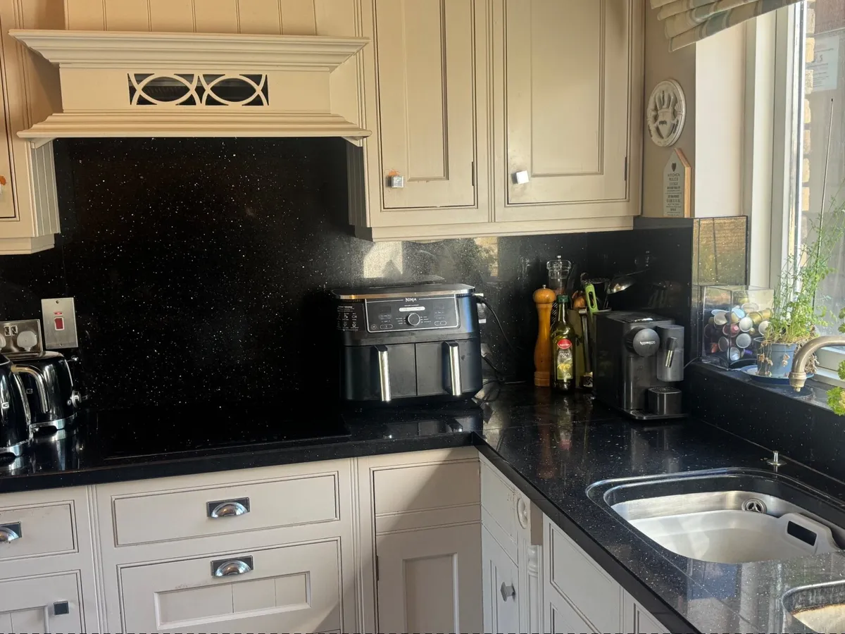 Kitchen - Image 4