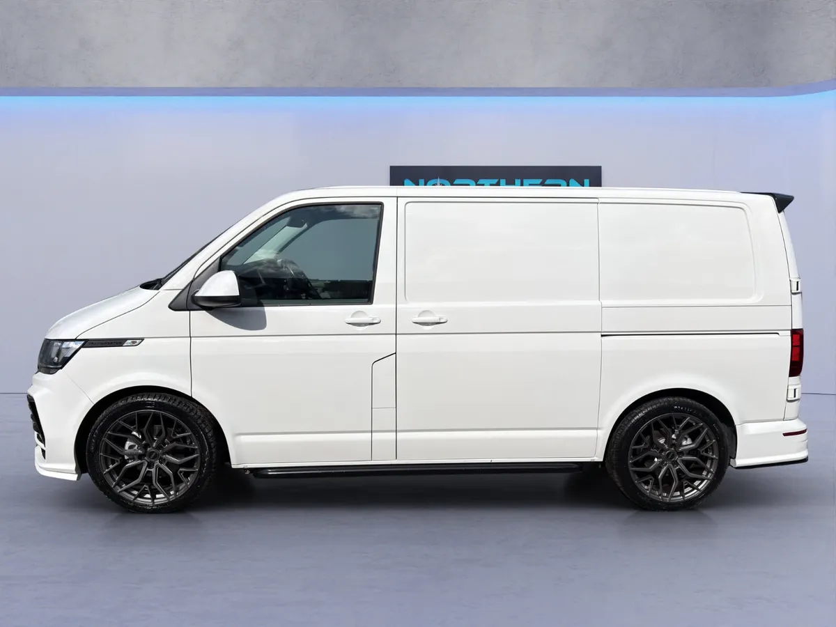 2021 Volkswagen Transporter SWB - Image 4
