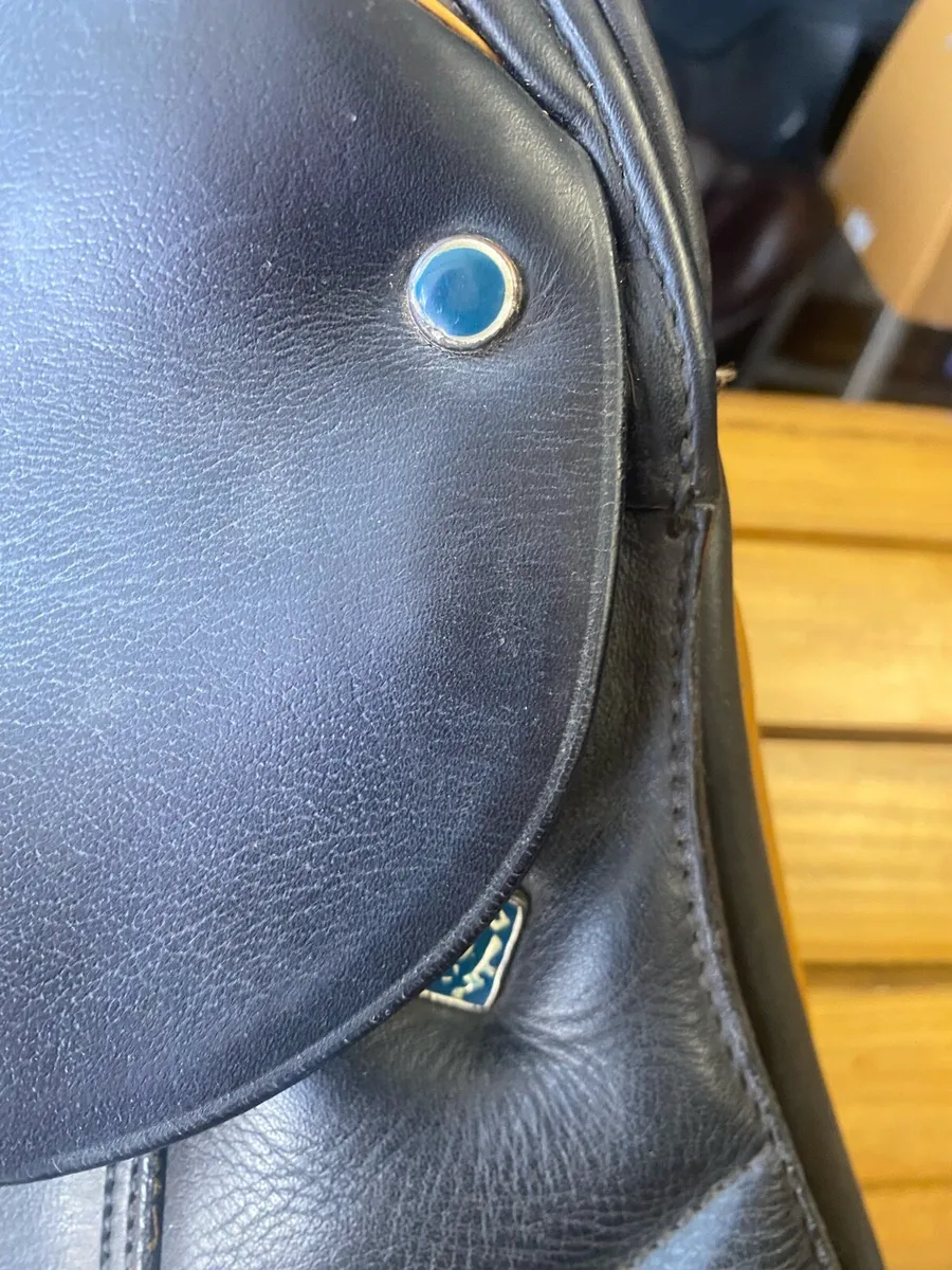Stubben Siegfried vsd black Leather saddle - Image 2