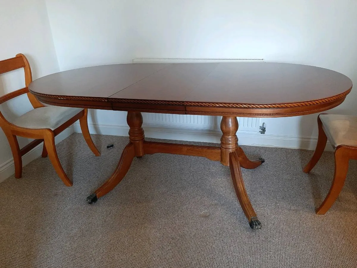 Dining room table & chair's - Image 4