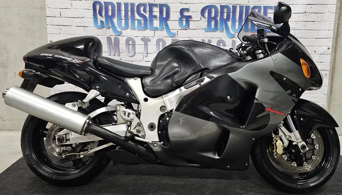 SUZUKI HAYABUSA 2000 Gen1 GSX1300R - Image 4