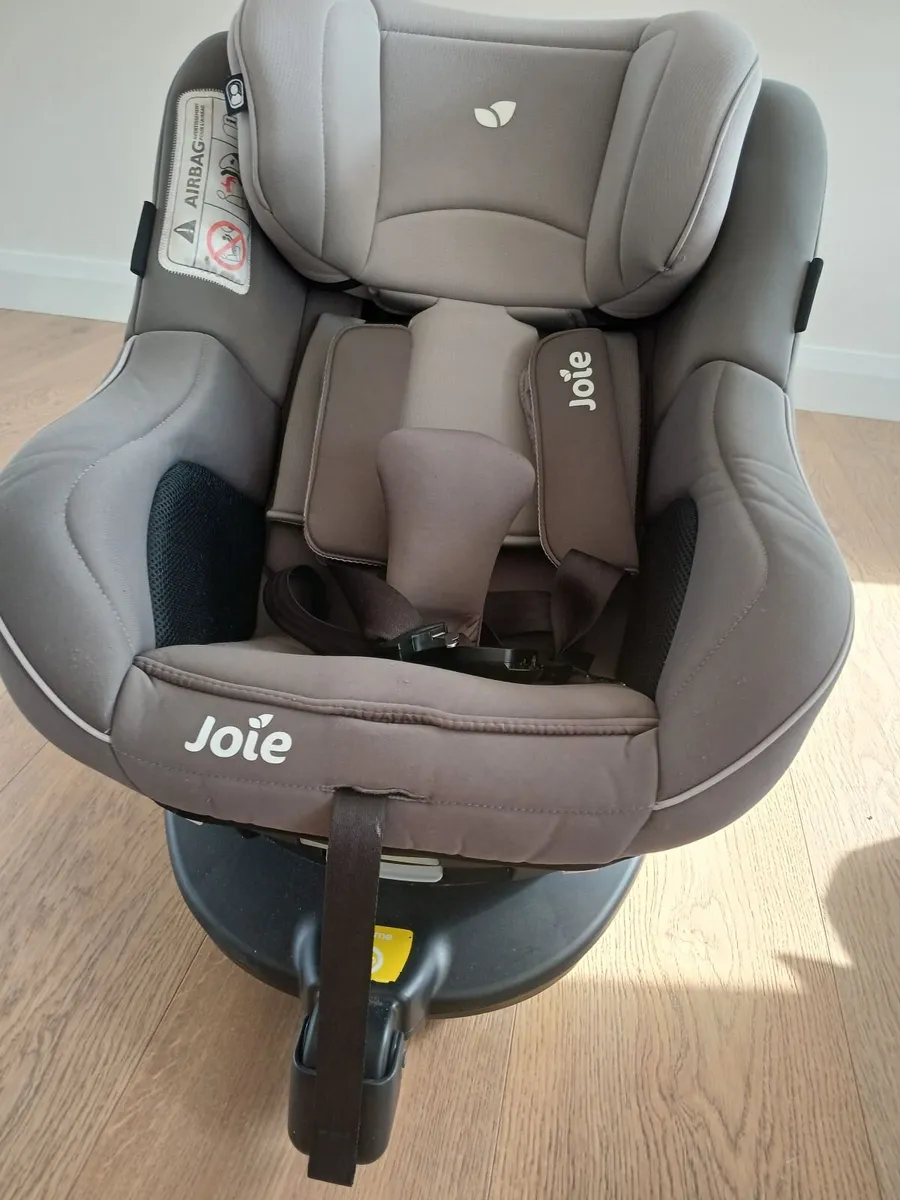 Joie 360 spin Car seat - Image 3