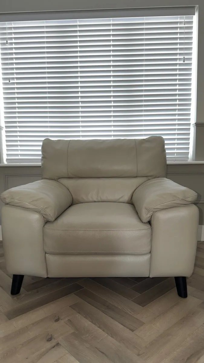 EZ living L shape sofa & arm chair - Image 3