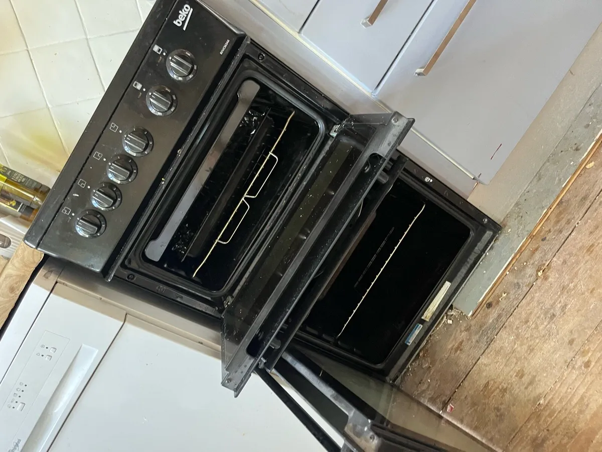 Oven and grill - Image 1