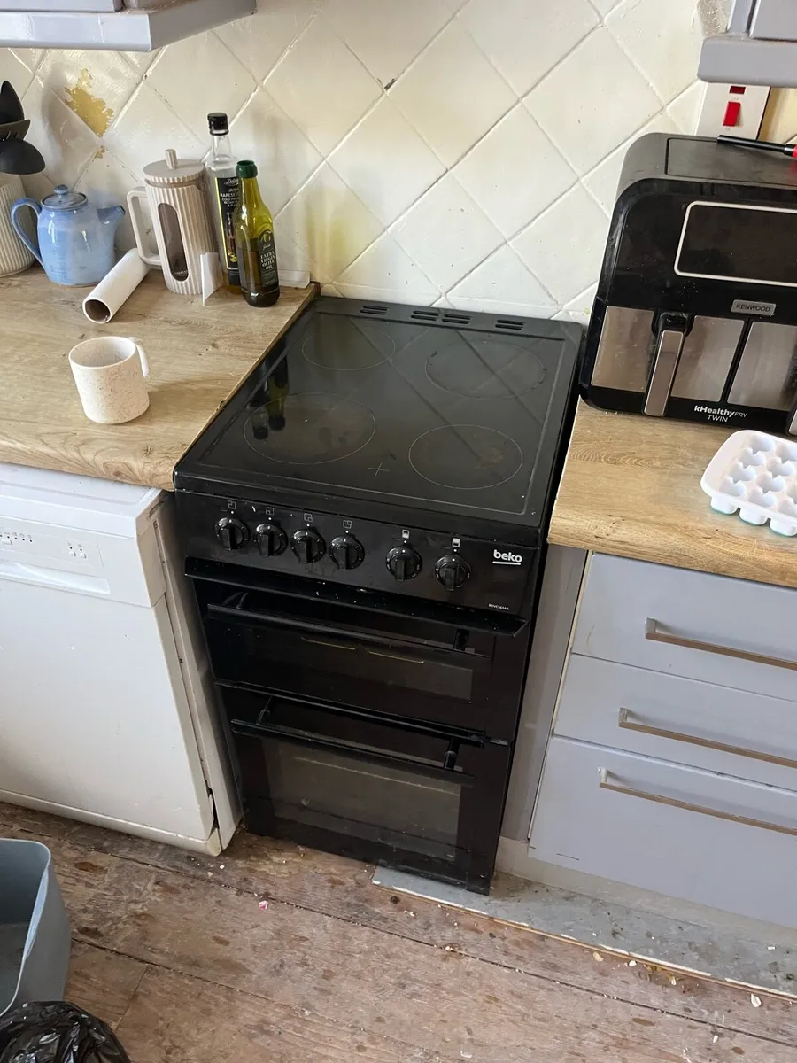 Oven and grill - Image 2