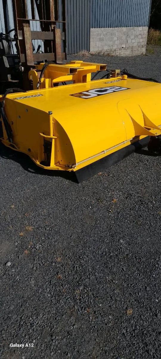 Jcb sc240 - Image 3