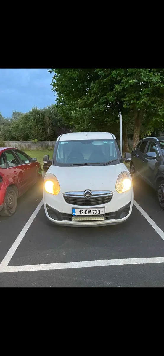 2012 opel combo low miles - Image 3