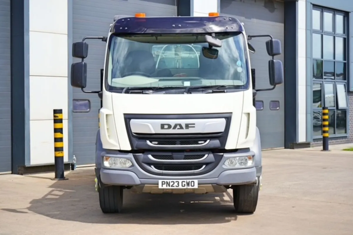 2023 DAF LF 260 4X2 18TON HOTBOX - Image 2