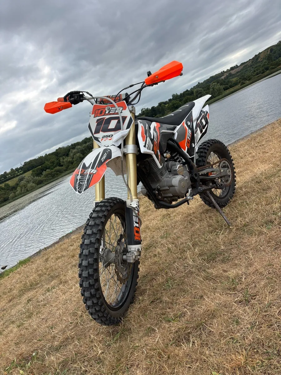 2024 10ten 250r - Image 1