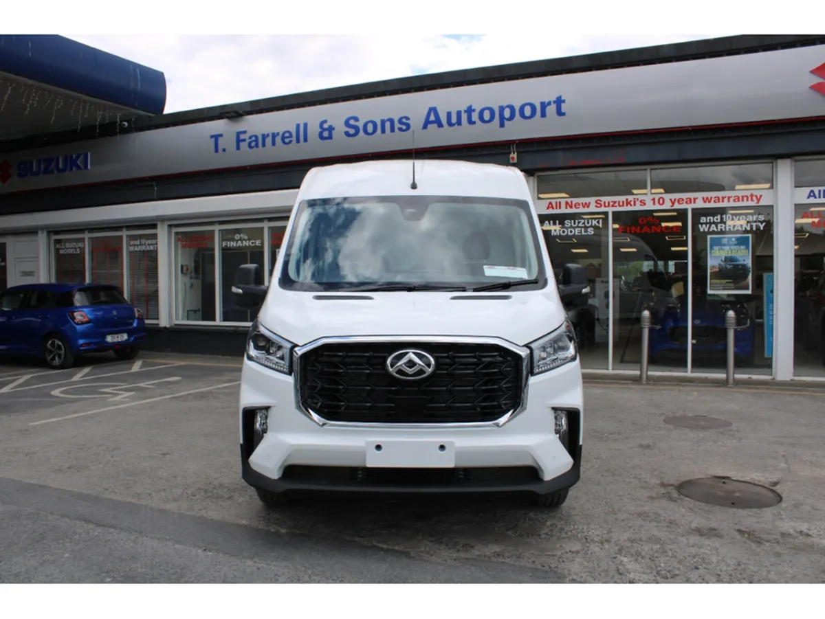 Maxus DELIVER 9 LUX 2.0 Diesel + 5 Year Warranty - Image 4