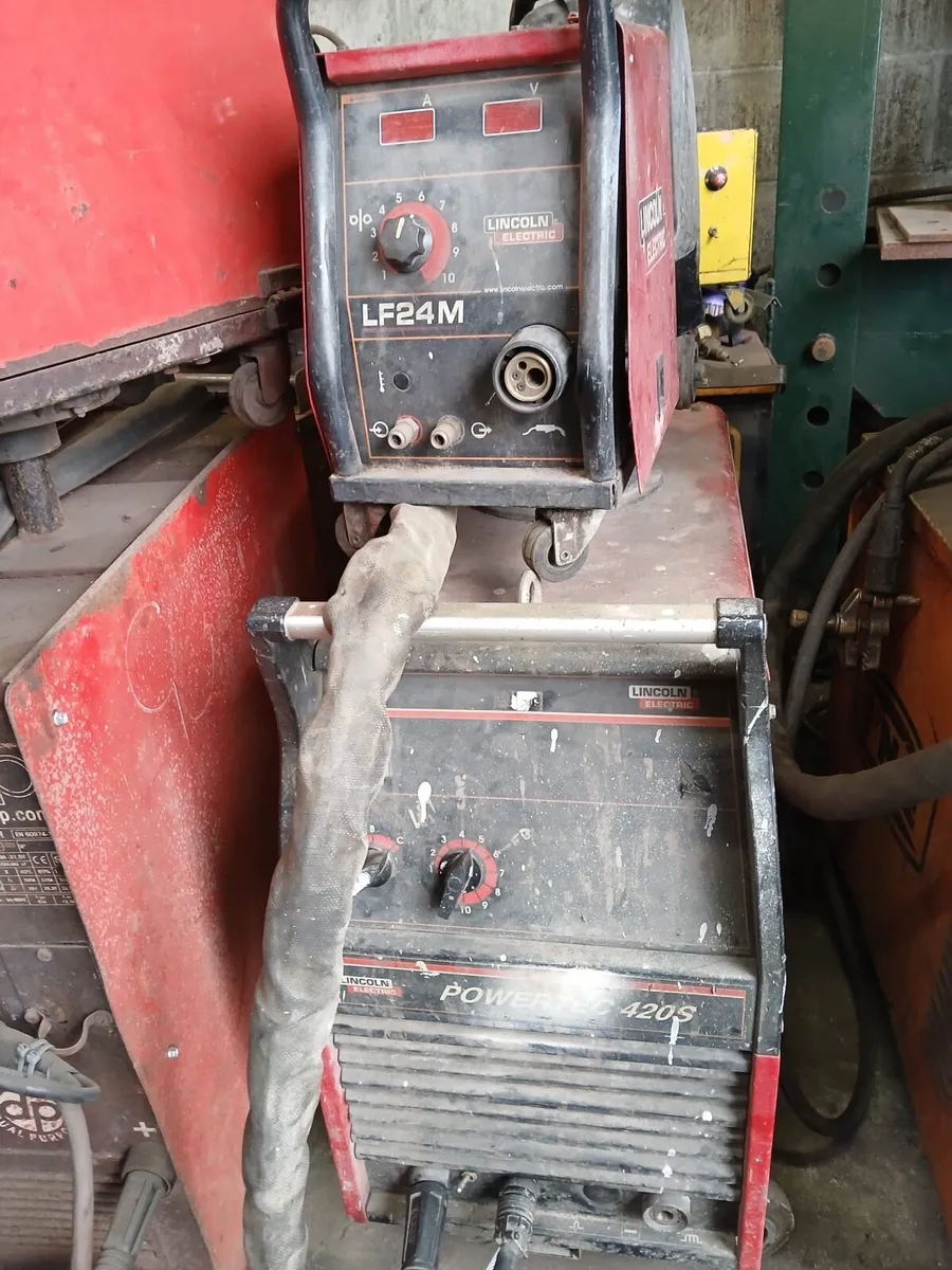 Lincoln powertec welder 420 amp - Image 1