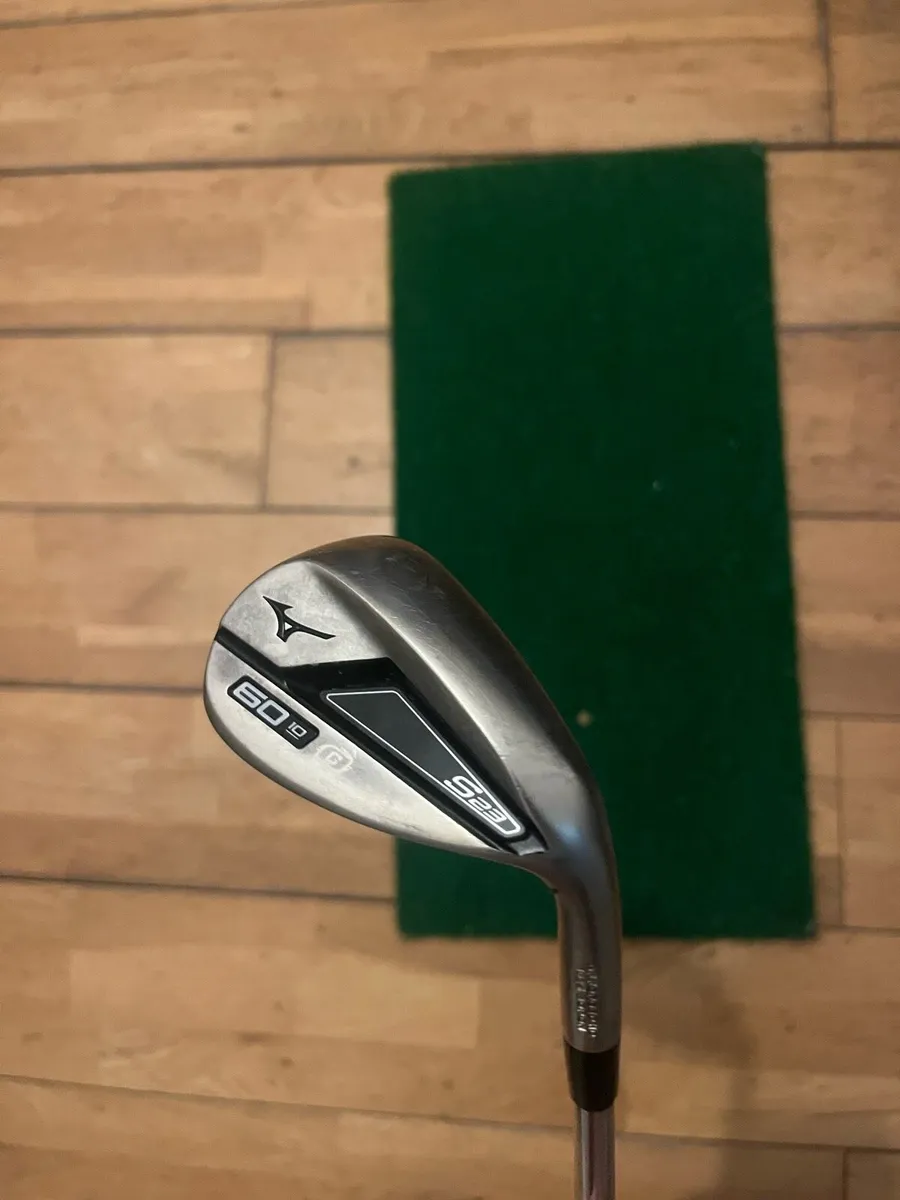 Mizuno s23 60 degree - Image 1