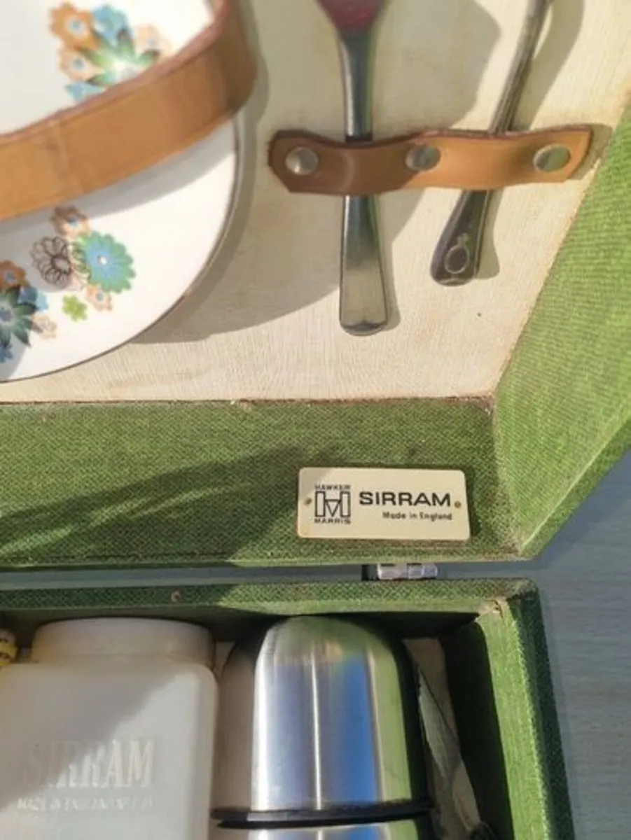 Antique picnic set by Sirram - Image 4
