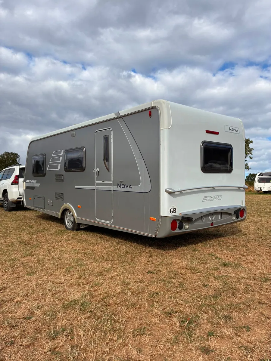 Hymer Nova Touring Caravan - Image 3