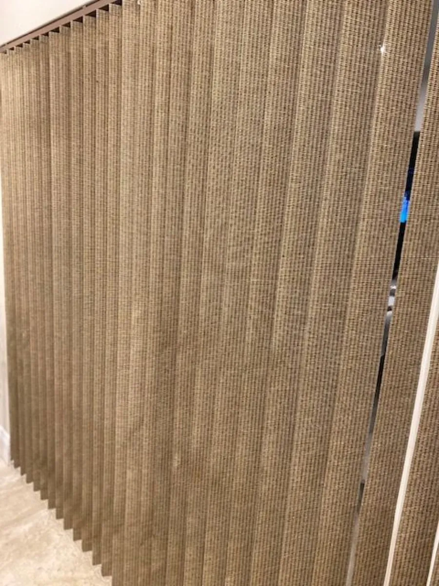 vertical window/door blind - Image 4