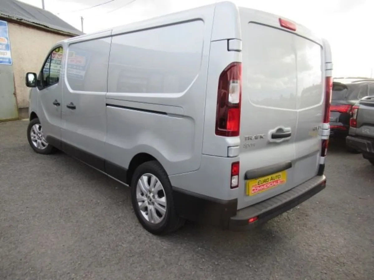 2.0 dCi Blue LL30 Sport Panel Van 5dr Diesel Manua - Image 2