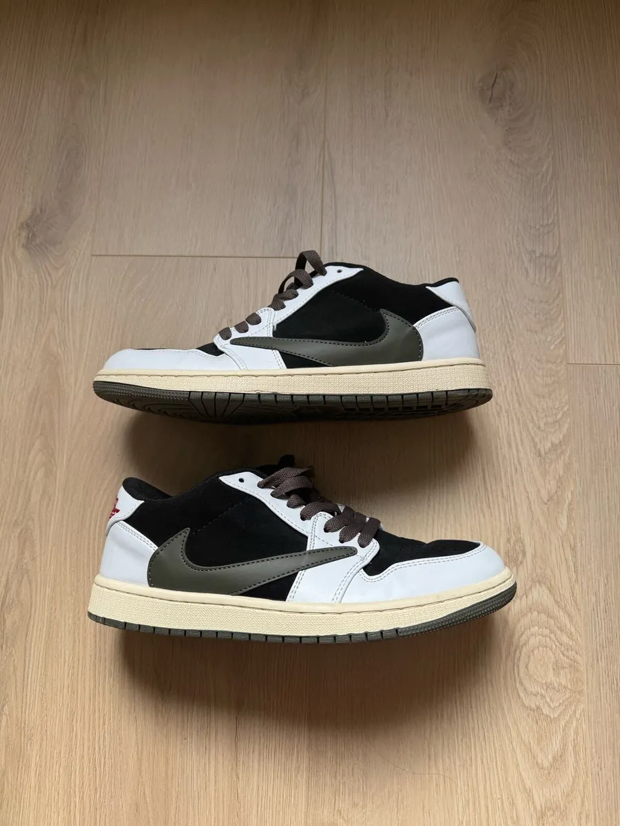 Nike Air Jordan x Travis Scott - Image 1