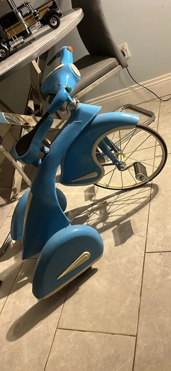 antique trike 1936 skyking - Image 1