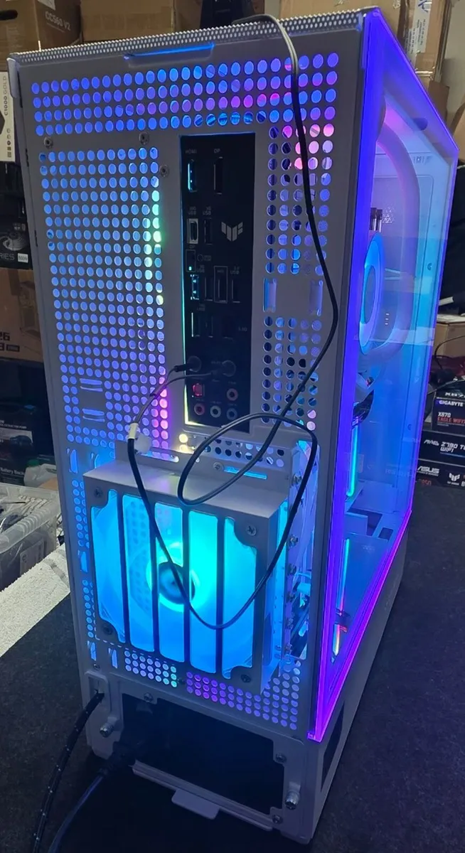 LianLi TUF i7 Ultra RTX 5070 White Gaming PC - Image 4