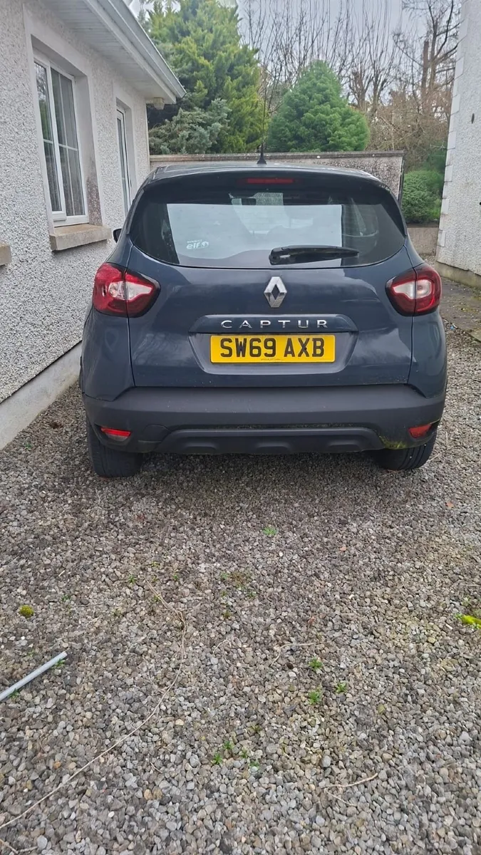 2019 Renault captur 0.9 very low mileage - Image 1