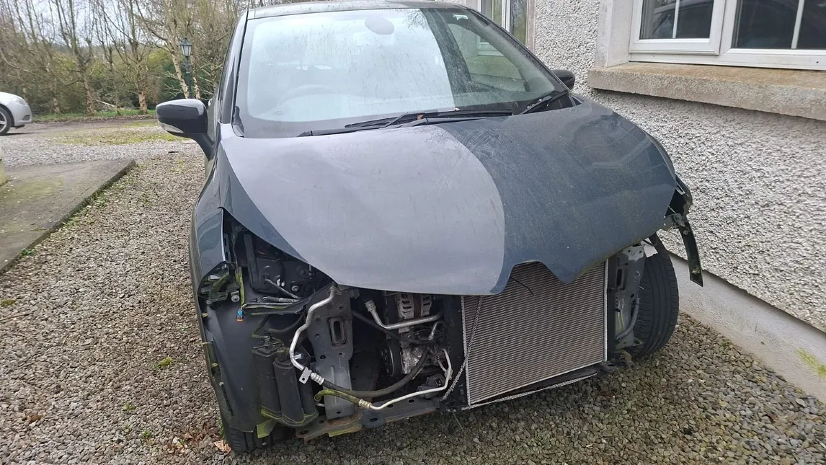 2019 Renault captur 0.9 very low mileage - Image 3