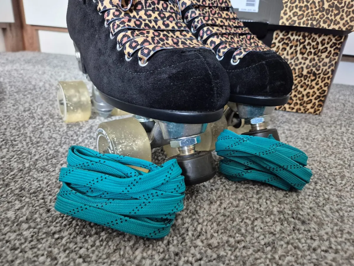 Roller skates - Image 4