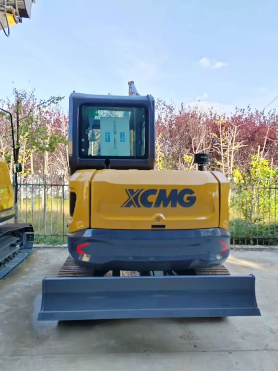 Sany and scmg diggers - Image 2