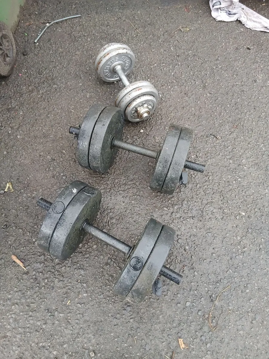 Weights in great condition price too sell 70e - Image 2