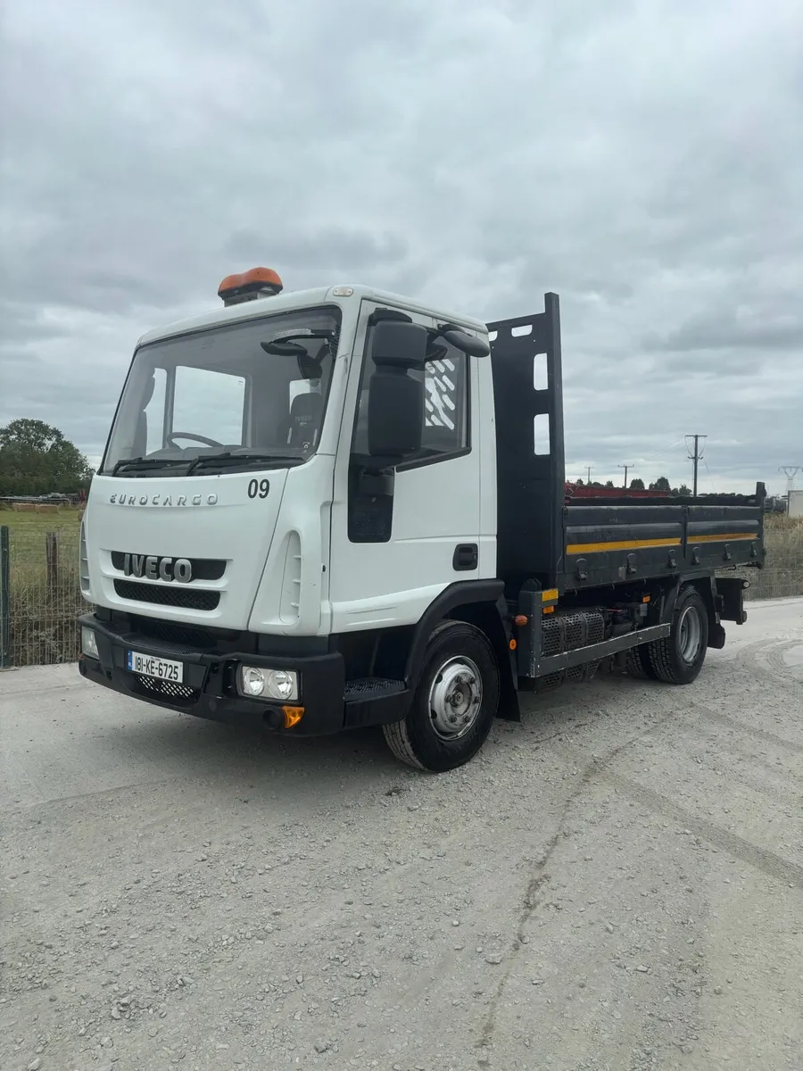 Iveco tipper 7.5ton - Image 1