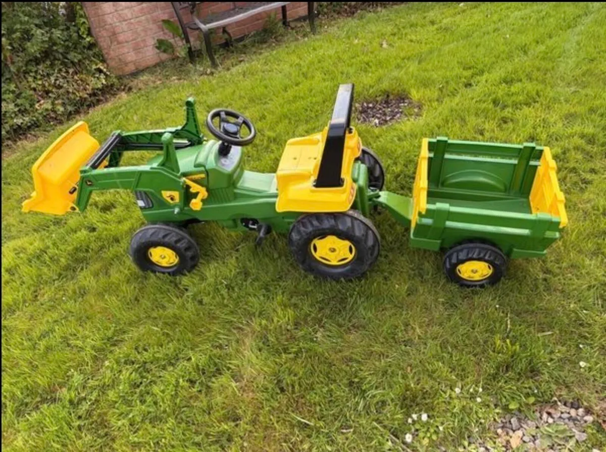Rolly Toys John Deere Tractor and trailer - Image 1