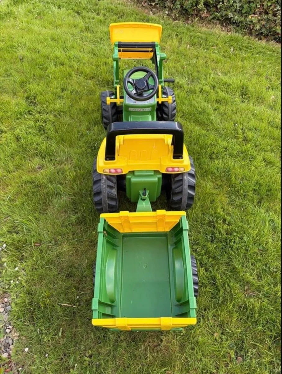 Rolly Toys John Deere Tractor and trailer - Image 2
