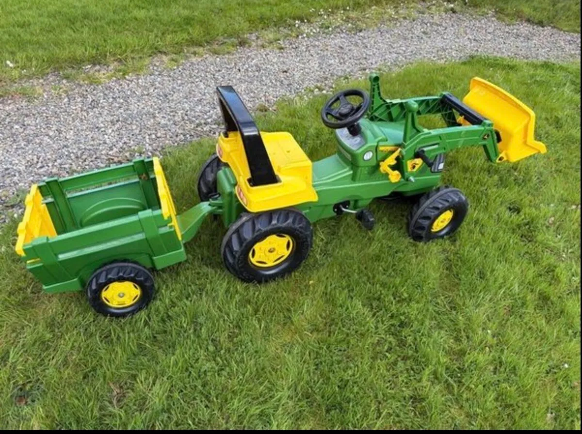 Rolly Toys John Deere Tractor and trailer - Image 3
