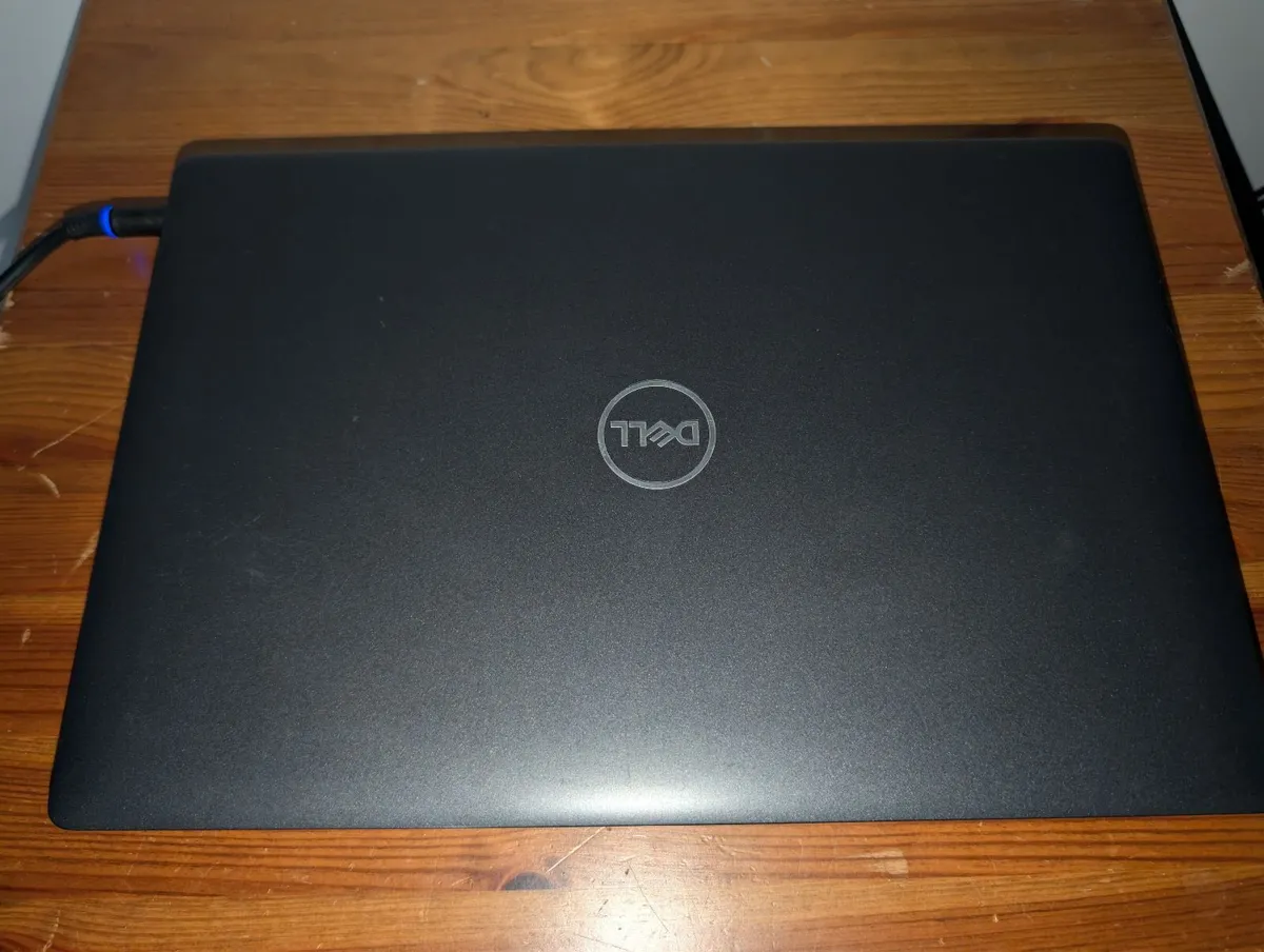 Dell Latitude 5401 Laptop | i7, 16GB RAM, 1TB, GPU - Image 1